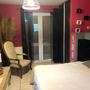 https://ferigoules.fr-provencehotel.com
